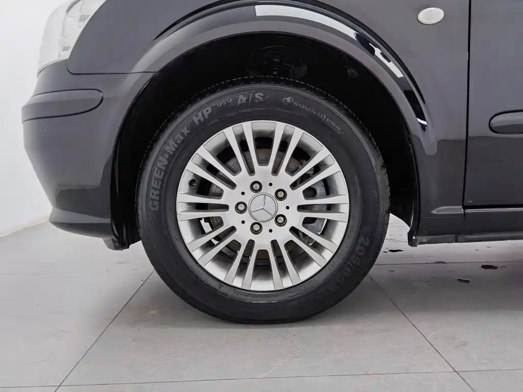 Mercedes-Benz Vito — миниатюра 11