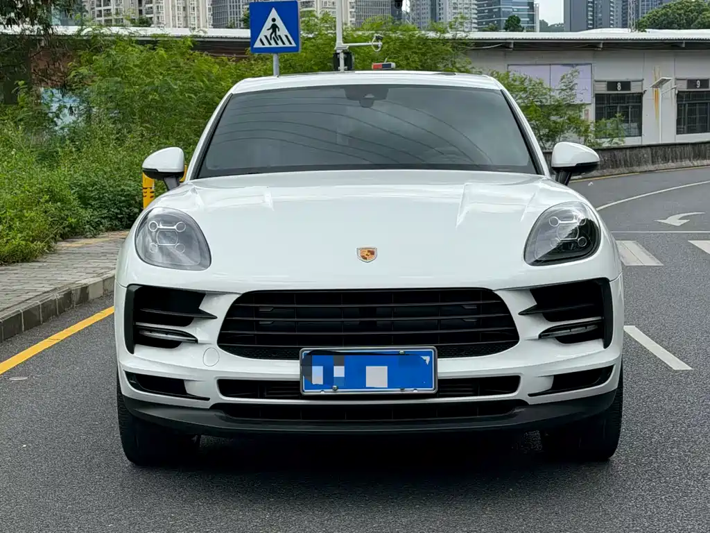 Porsche Macan — миниатюра 2