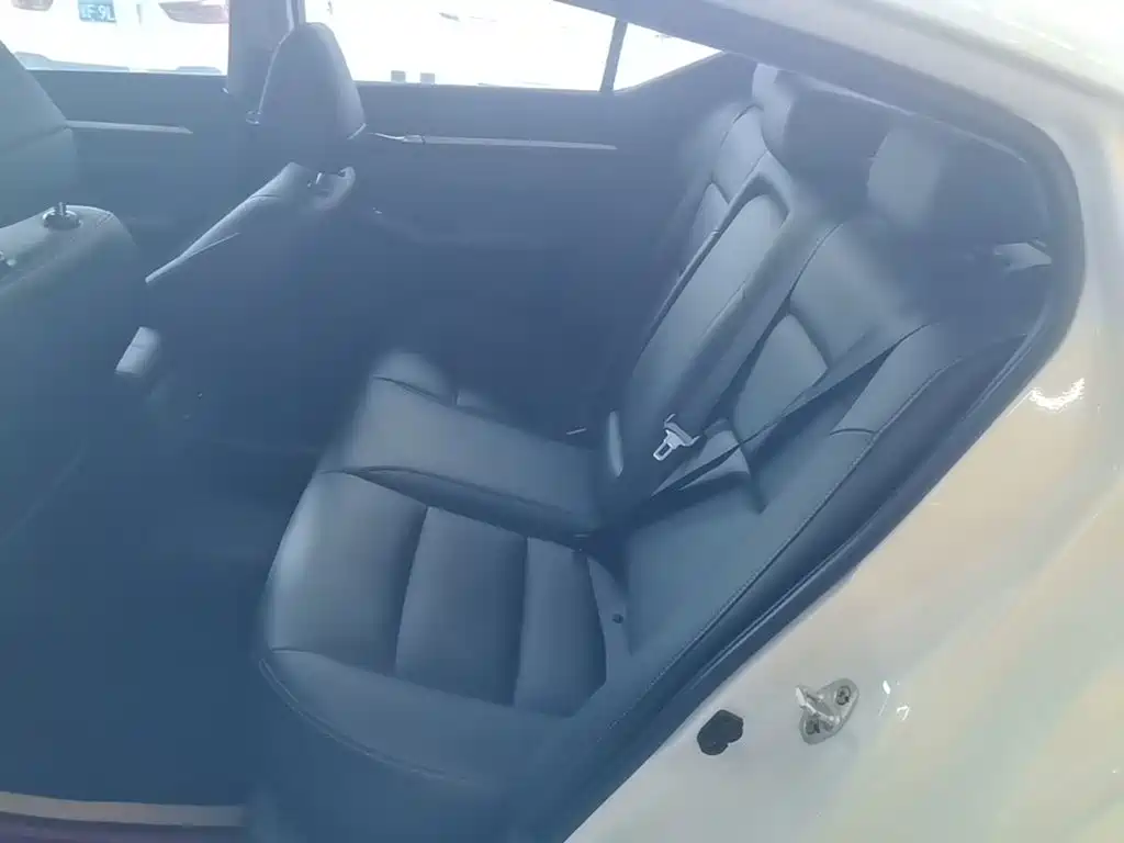 Nissan Teana — миниатюра 17