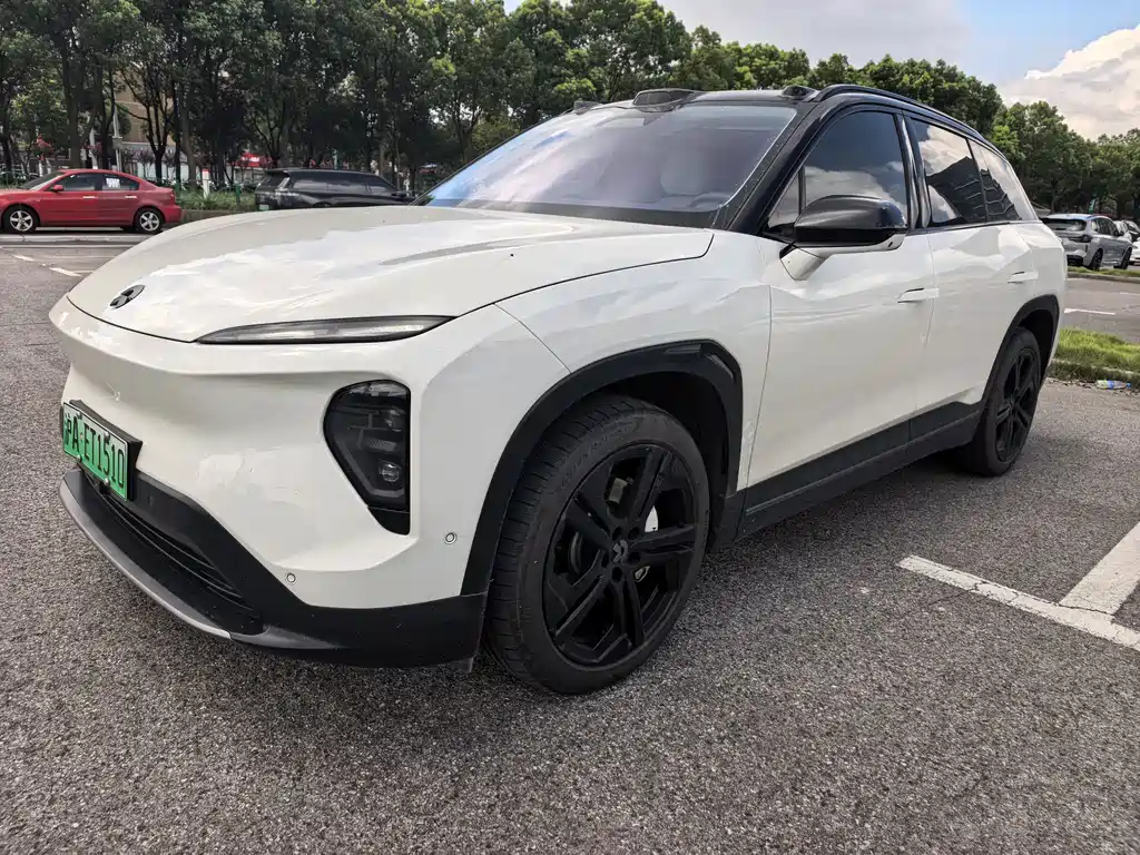 NIO ES7
