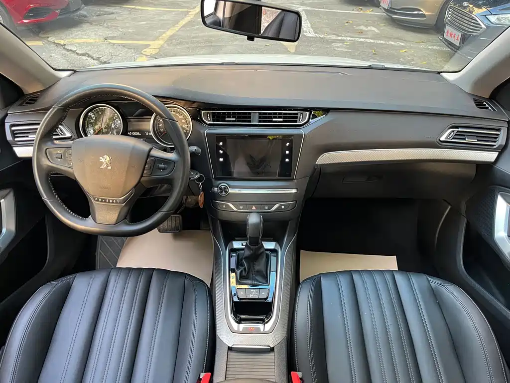 Peugeot 408 — миниатюра 11