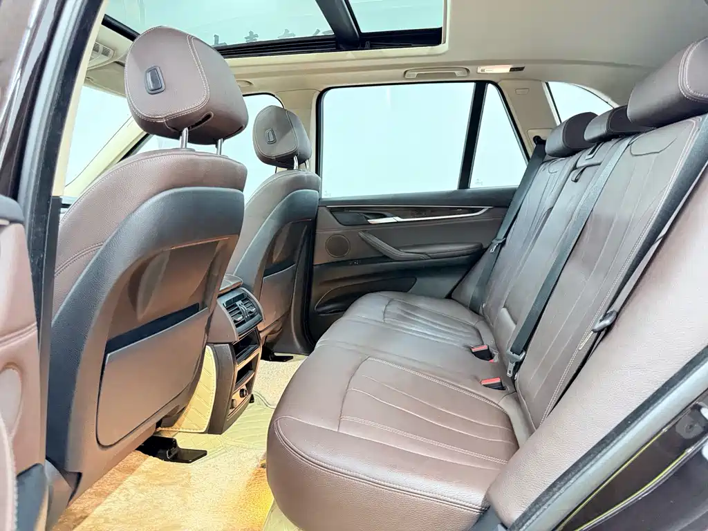 BMW X5 (Import) — миниатюра 22