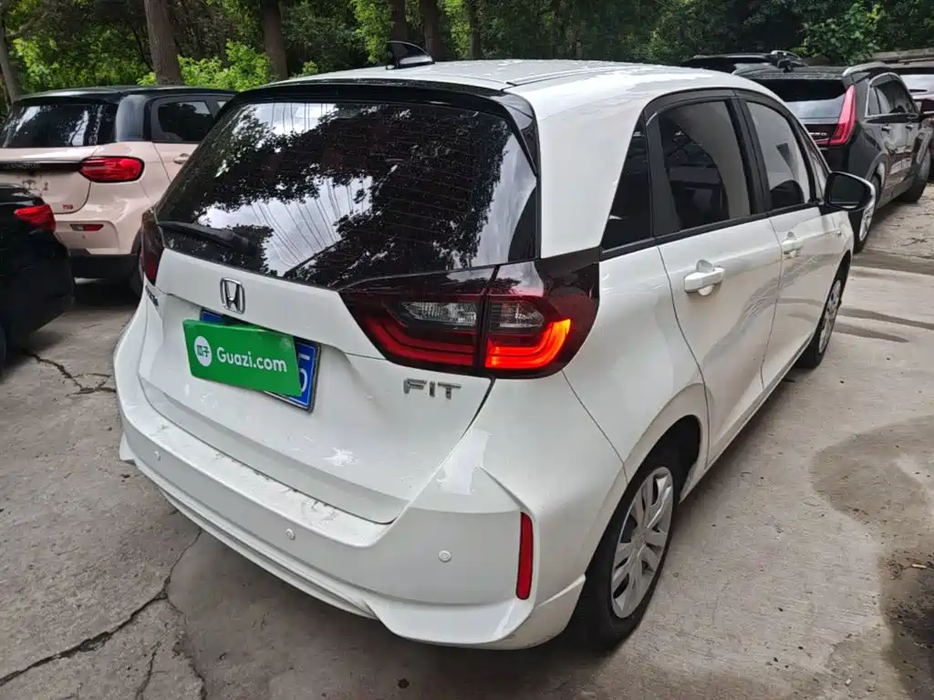 Honda Fit — миниатюра 7