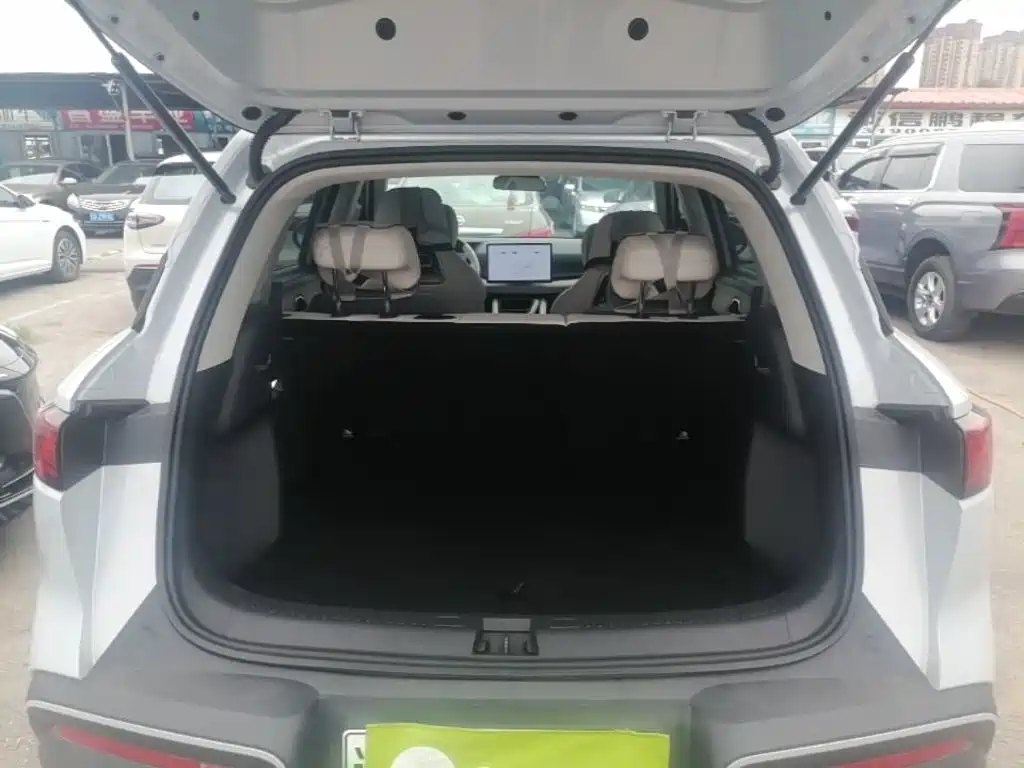 BYD Yuan UP — миниатюра 19