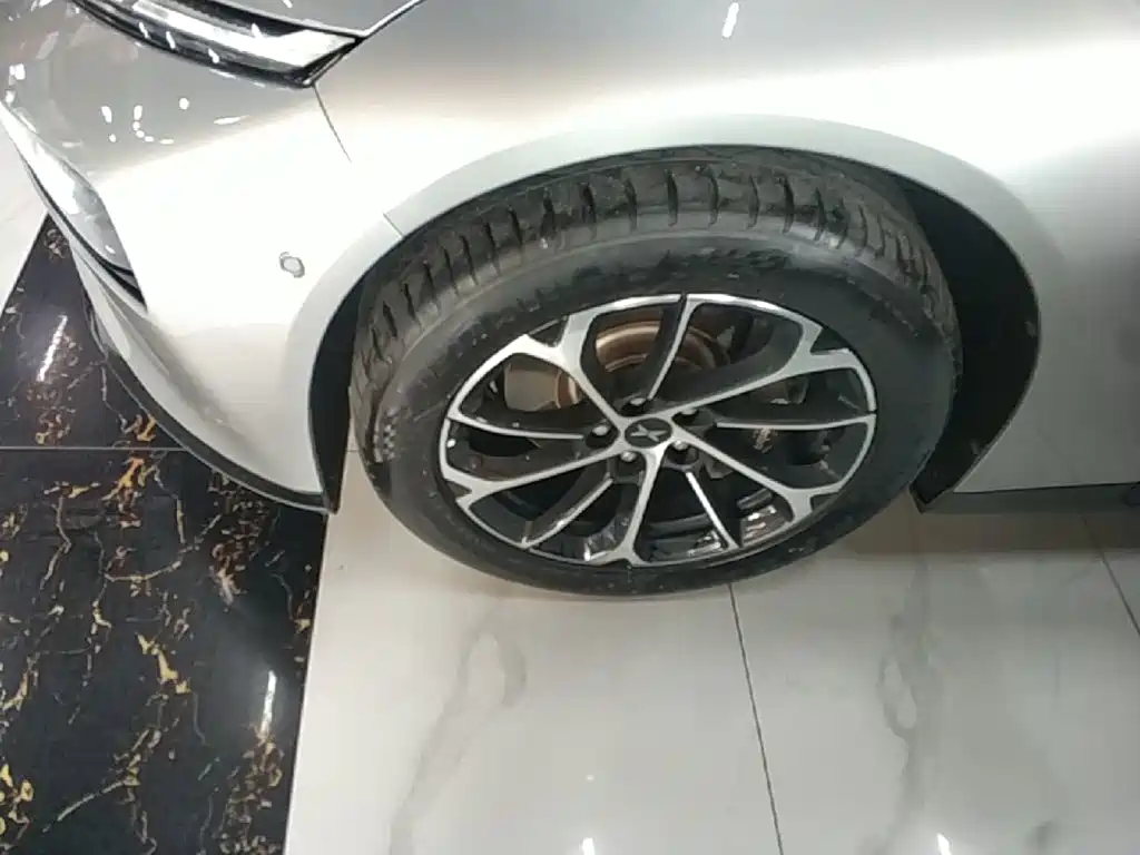XPeng P7 — миниатюра 23