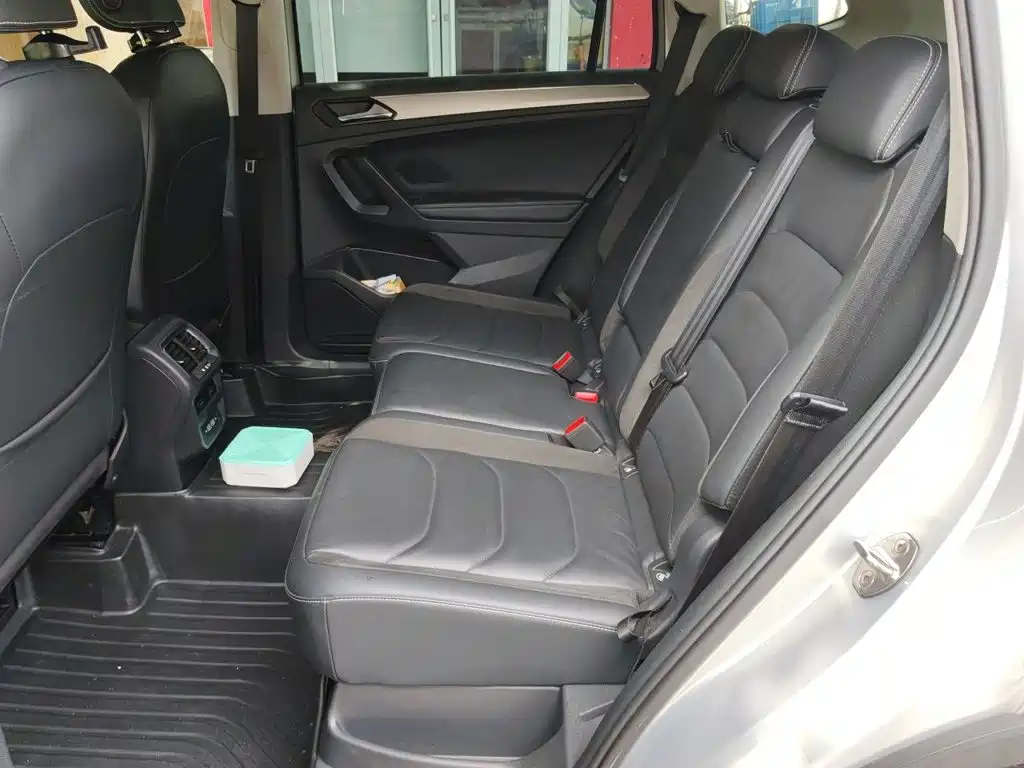 Volkswagen Tiguan L — миниатюра 15