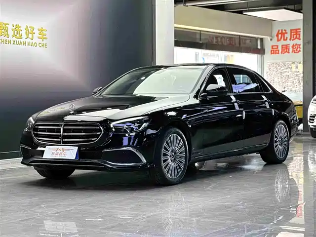 MERCEDES BENZ E CLASS