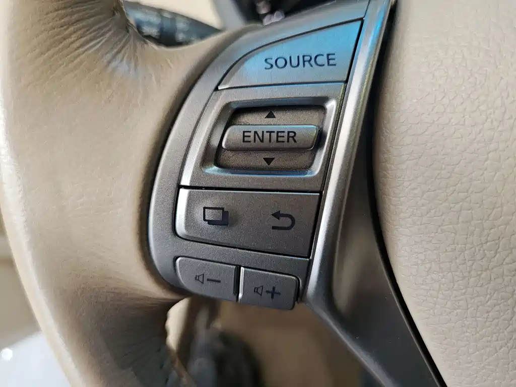 Nissan Altima 2014 2.0L XL Upper