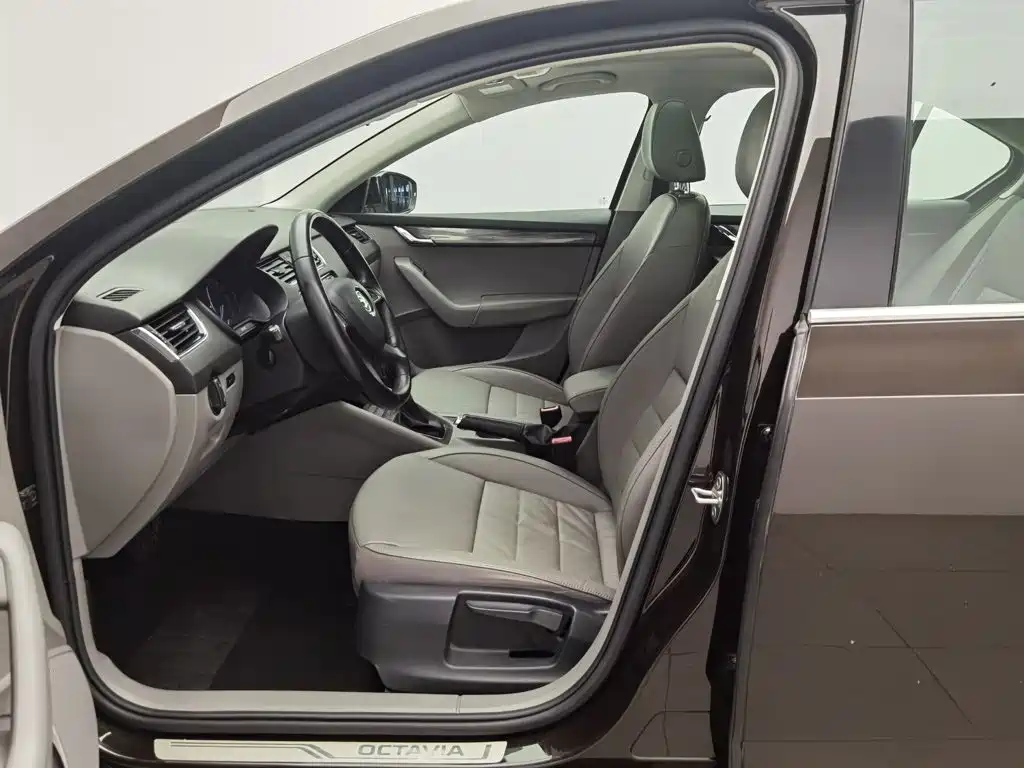 Skoda Octavia — миниатюра 10