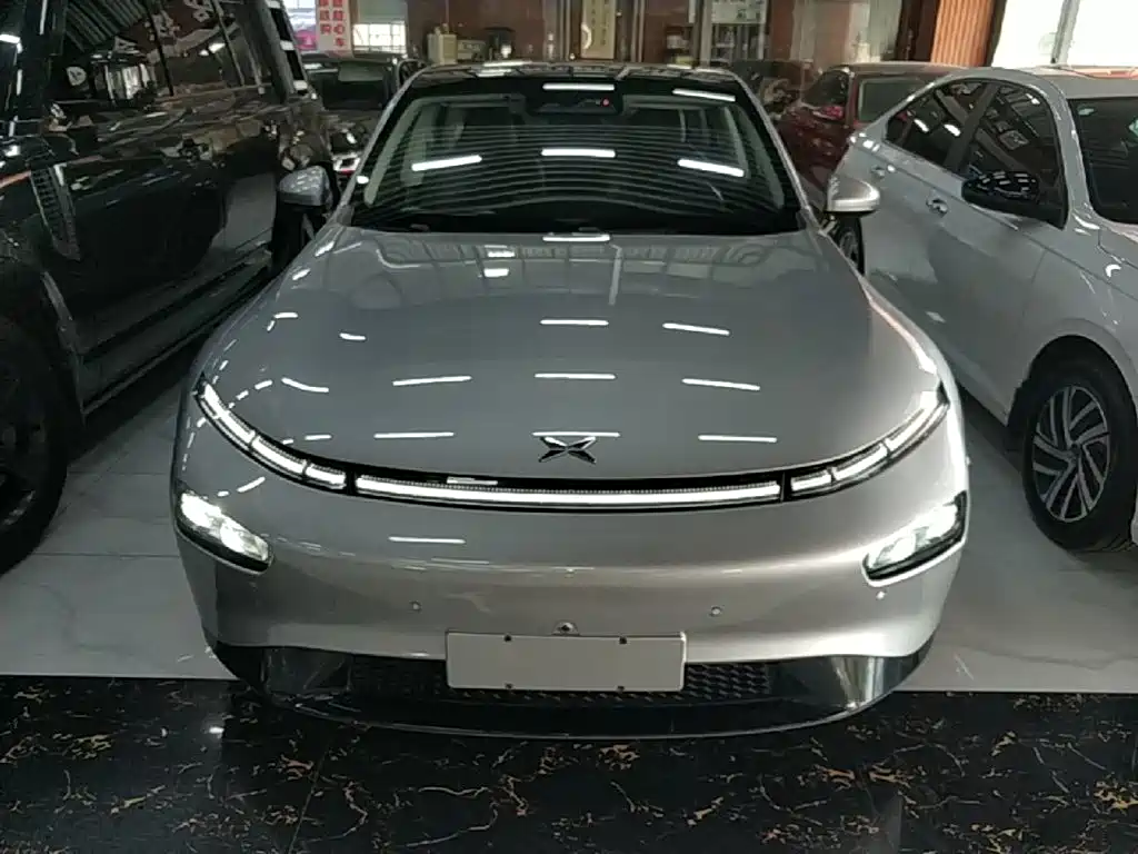 XPeng P7 — миниатюра 3