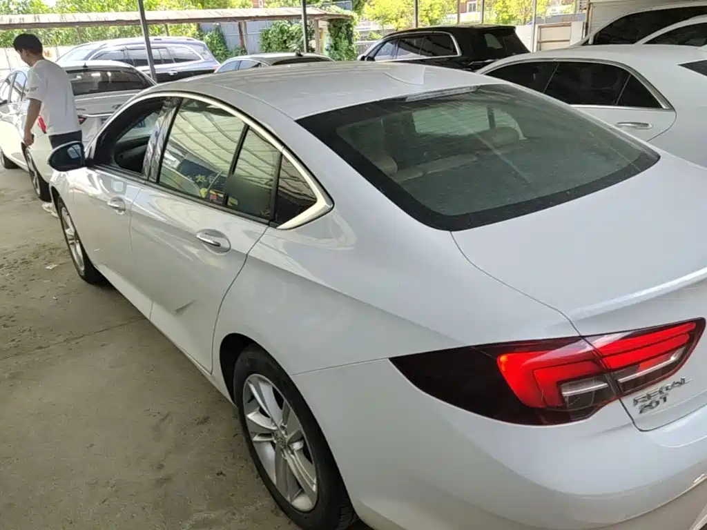 Buick Regal — миниатюра 5