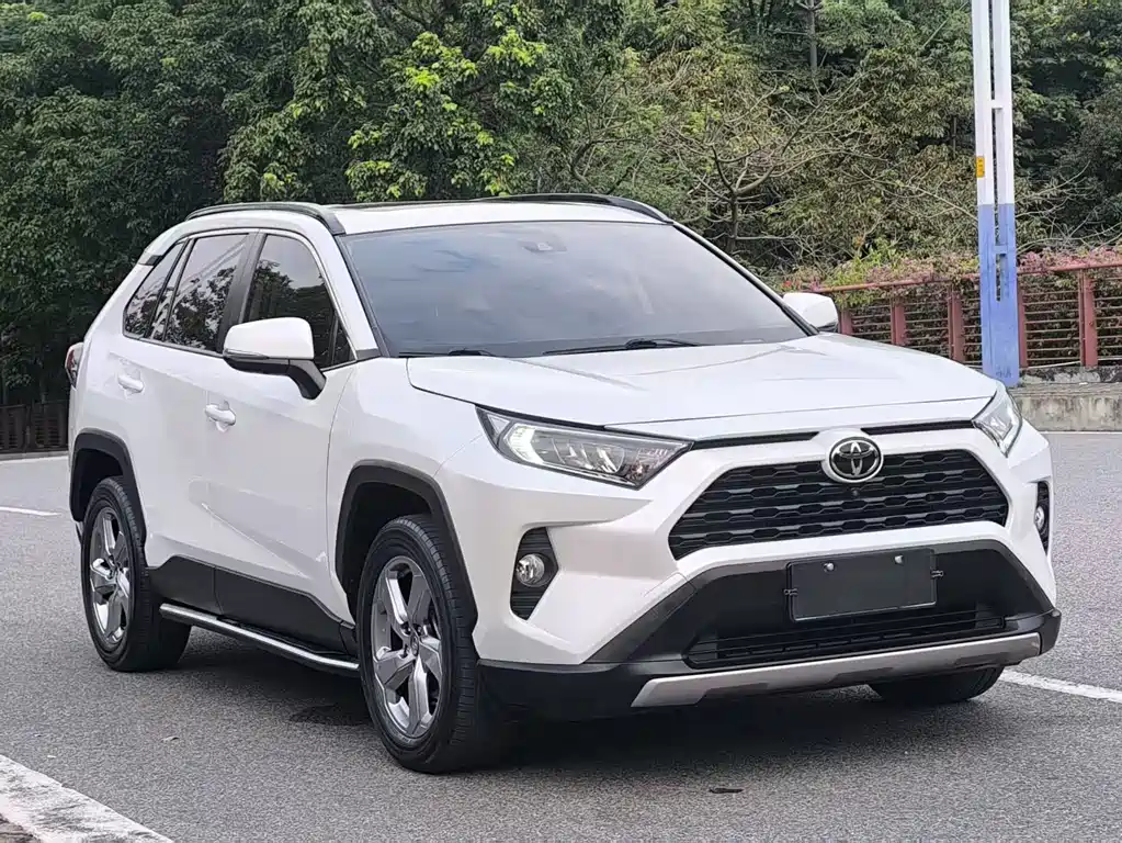 TOYOTA RAV4 RONGFANG