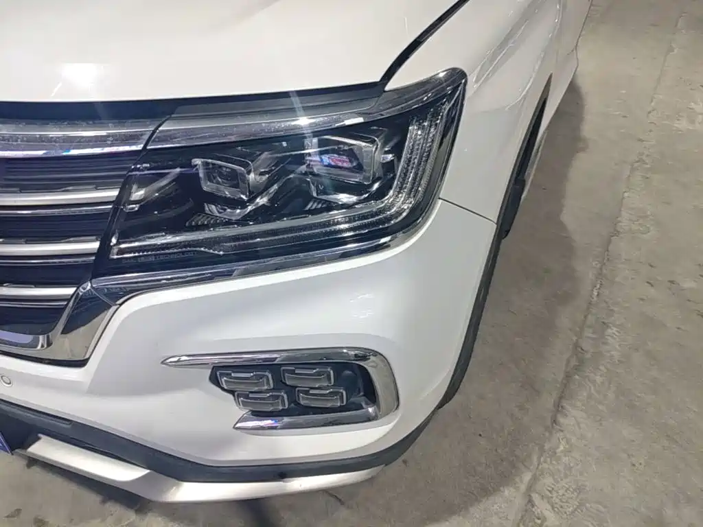 Roewe RX8 — миниатюра 24