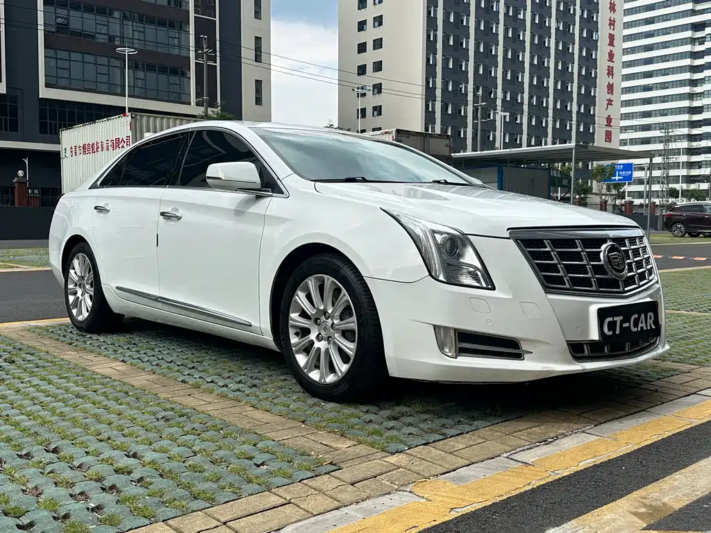 Cadillac XTS — миниатюра 3