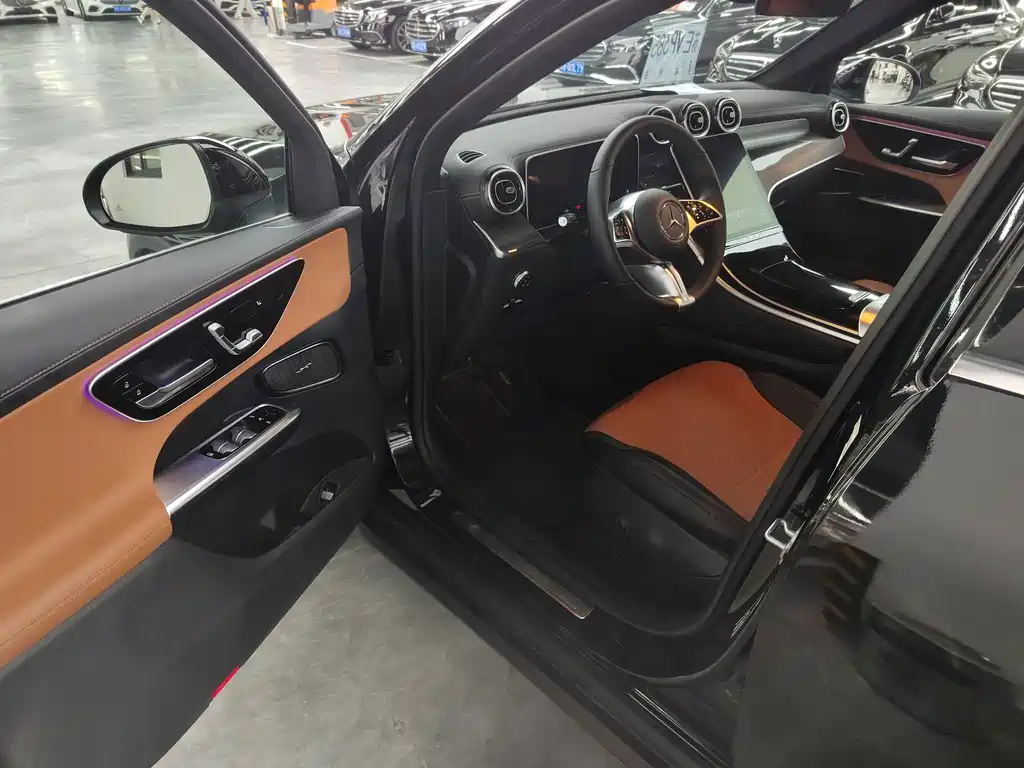 Mercedes-Benz GLC — миниатюра 5