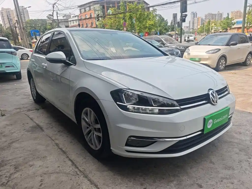 Volkswagen Golf 2018 230TSI AT Comfort