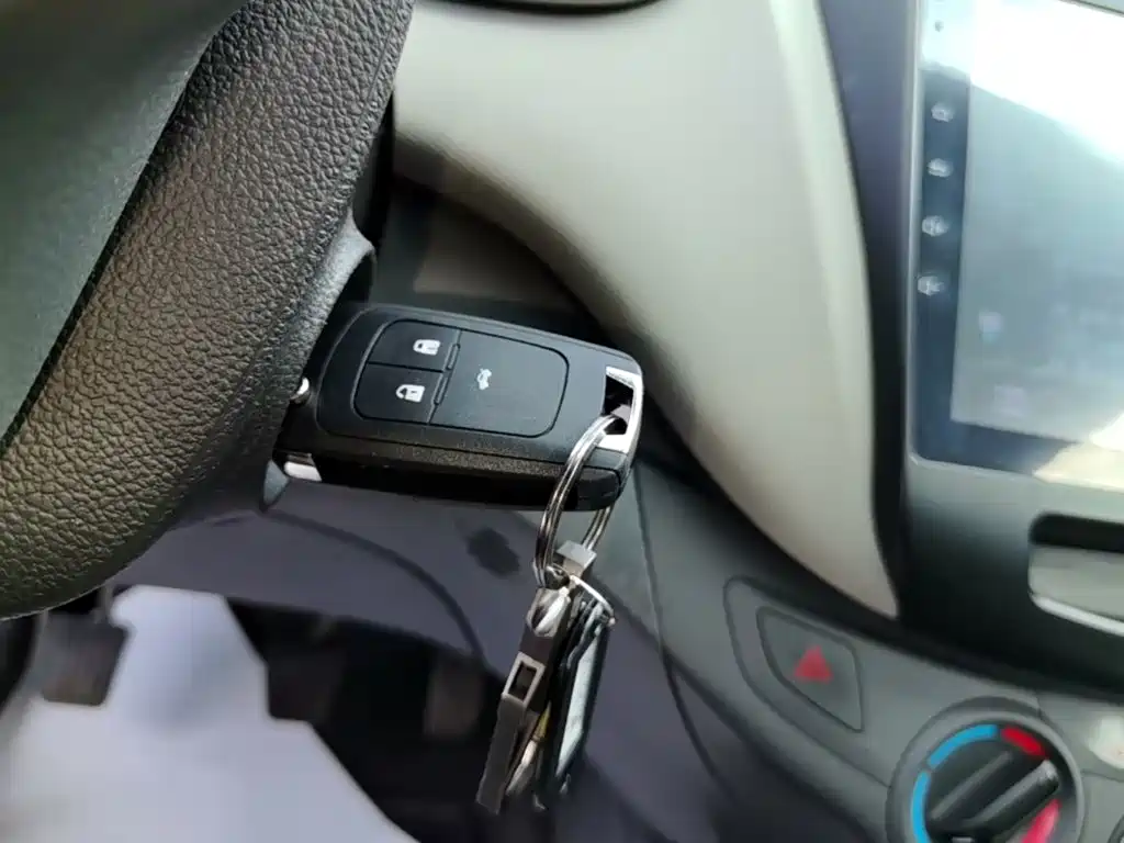 Chevrolet Sail — миниатюра 9