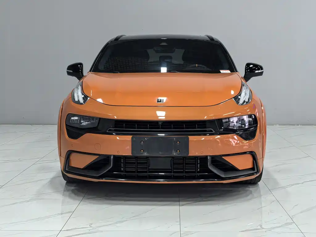 Lynk & Co 02 Hatchback — фотографии объявления, Фото 3