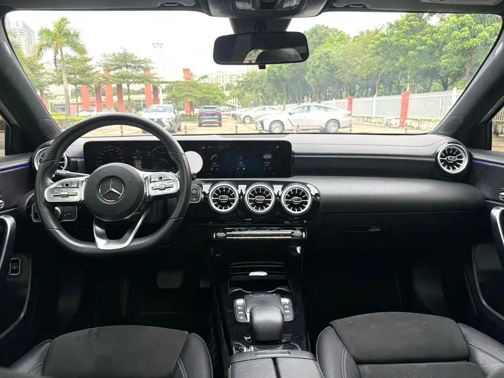 Mercedes-Benz A-Class — миниатюра 3