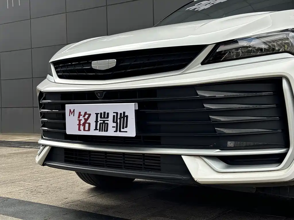 Geely Binyue — миниатюра 22