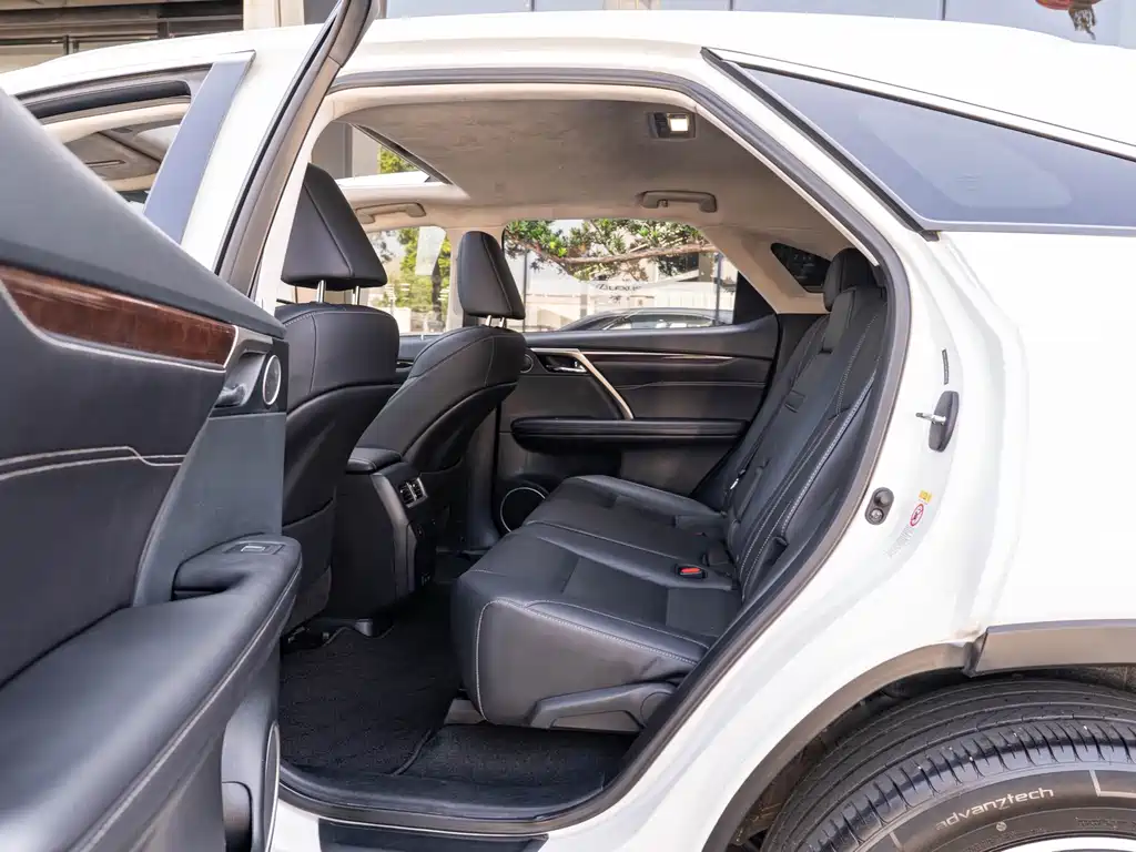 Lexus RX — миниатюра 10