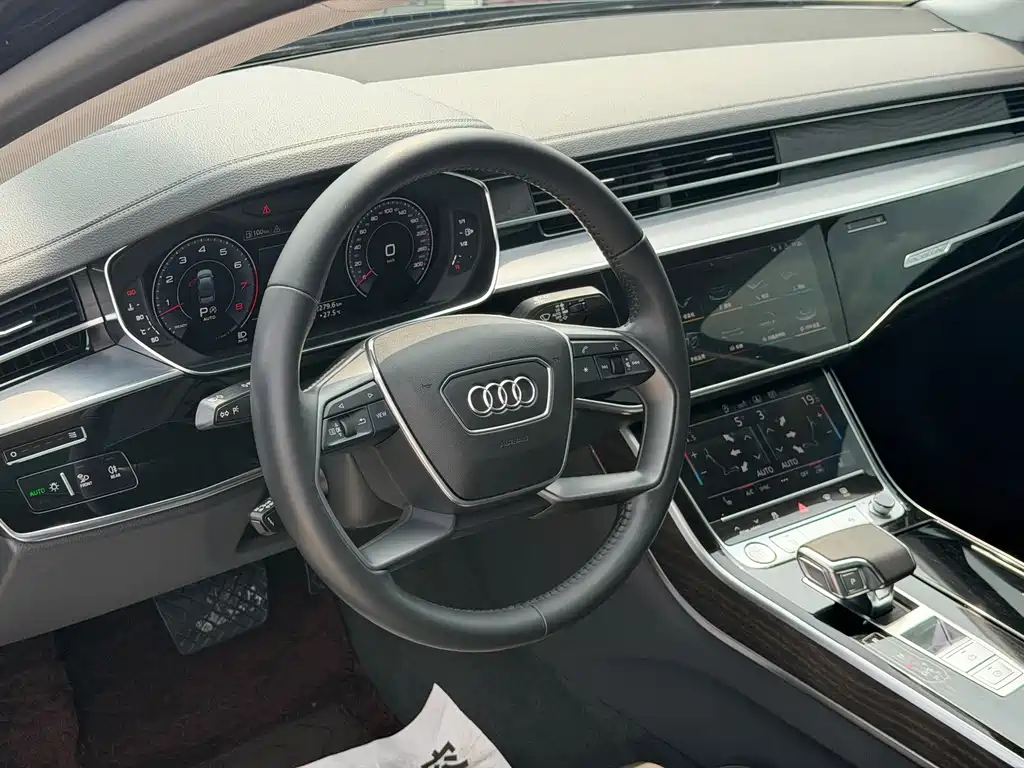 Audi A8 — миниатюра 7
