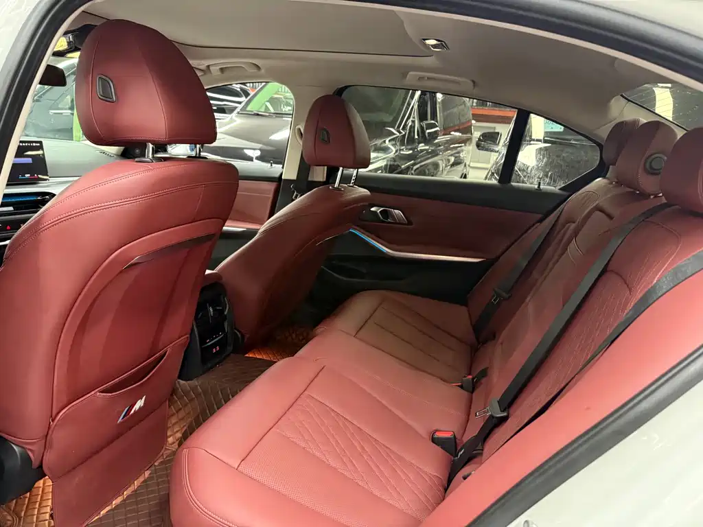 BMW 3 Series — миниатюра 5