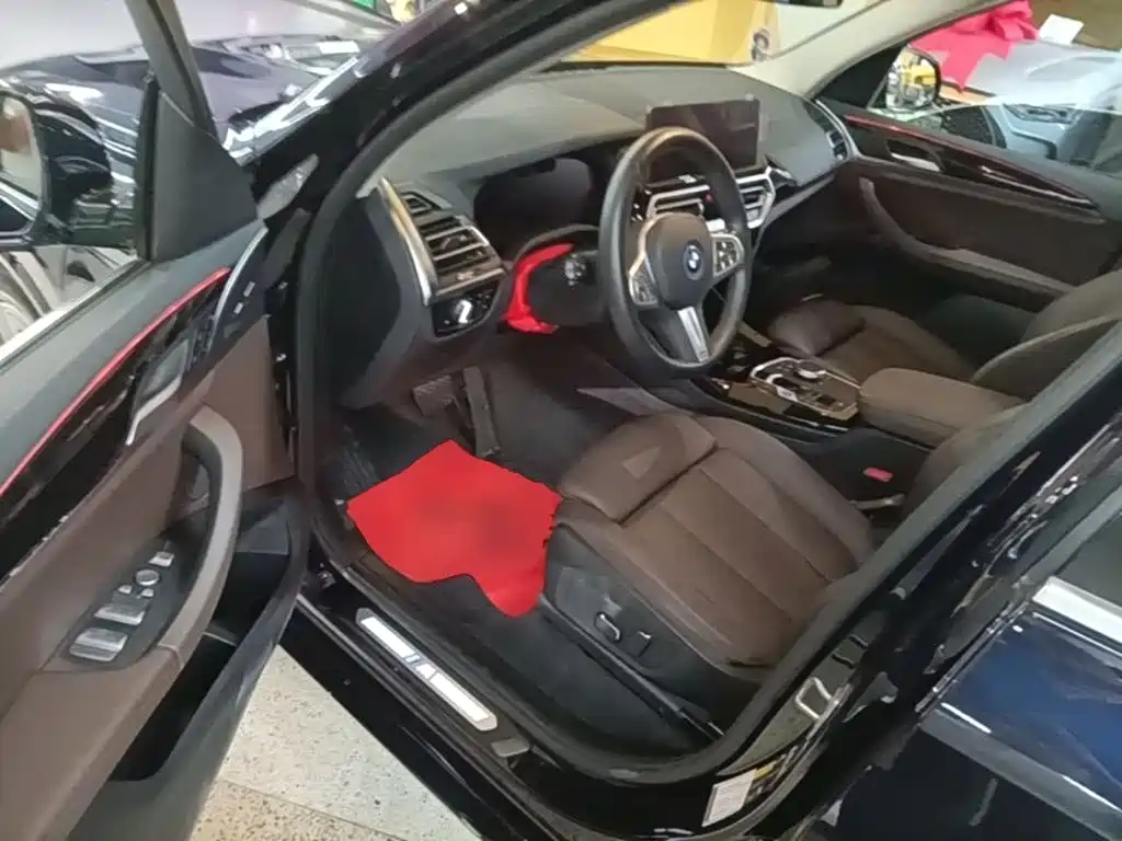 BMW iX3 — миниатюра 16