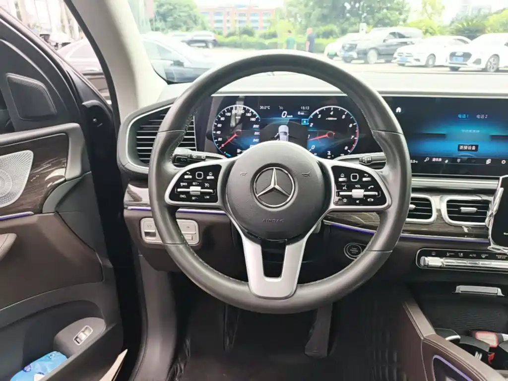 Mercedes-Benz GLE (Import) — миниатюра 15