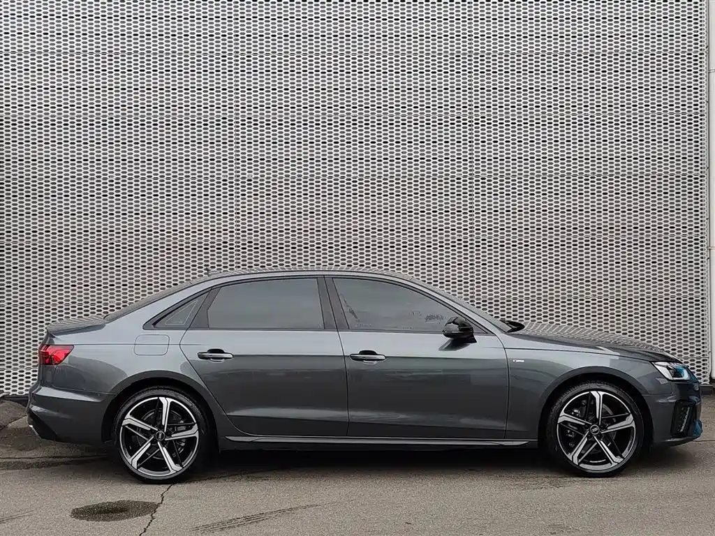 Audi A4L — миниатюра 3