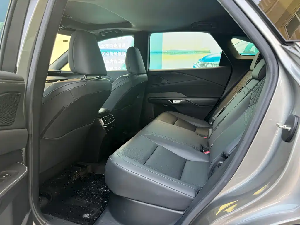 Lexus RX — миниатюра 6