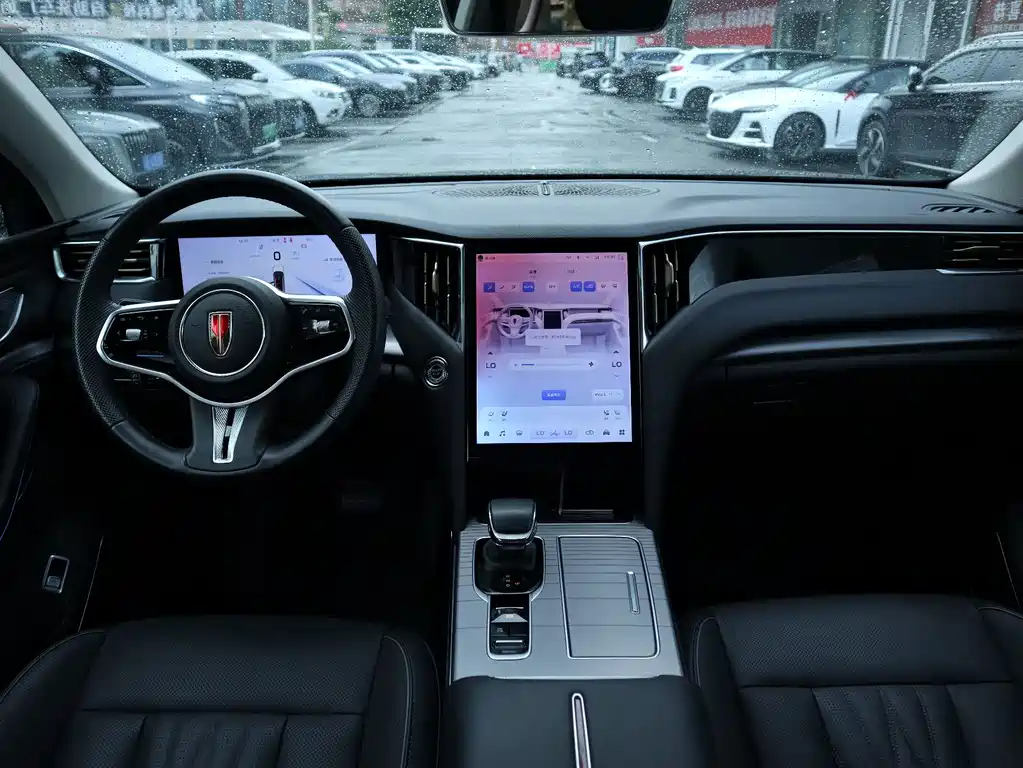 Hongqi Hongqi HS7 PHEV — миниатюра 8