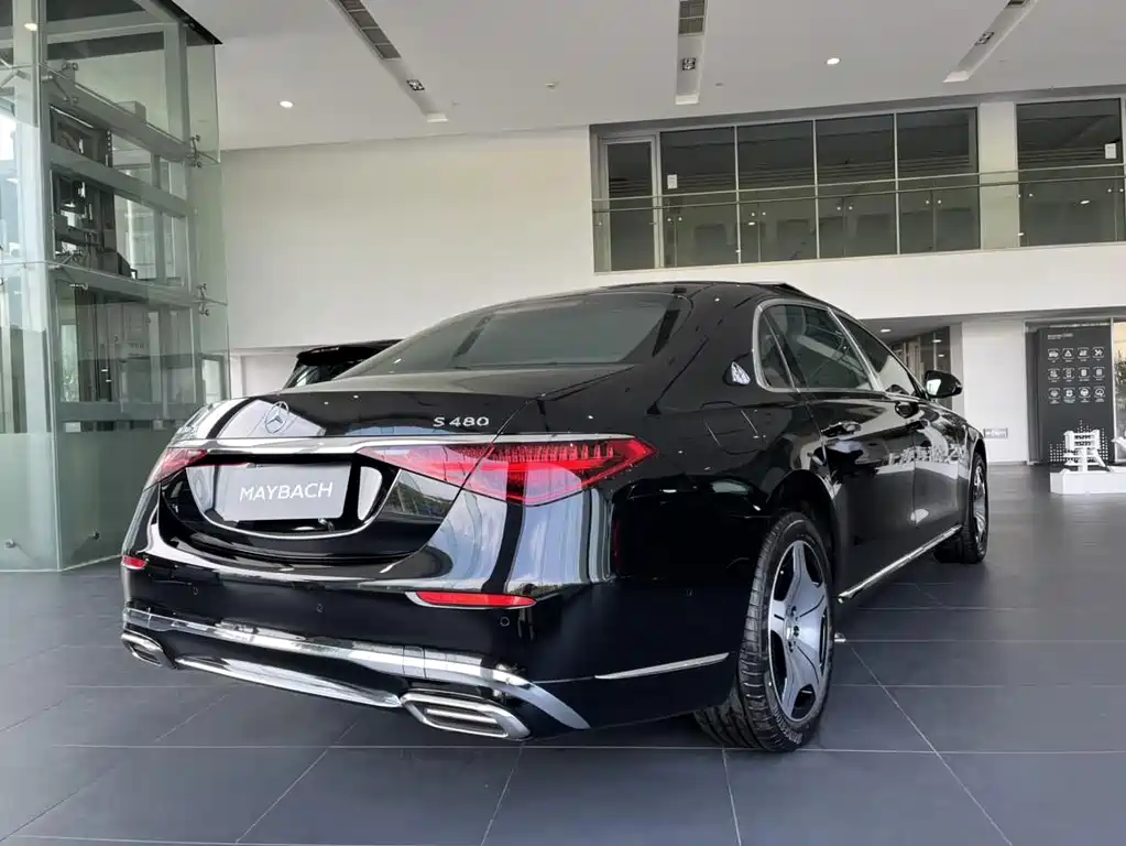 Mercedes-Benz S-Class — миниатюра 6
