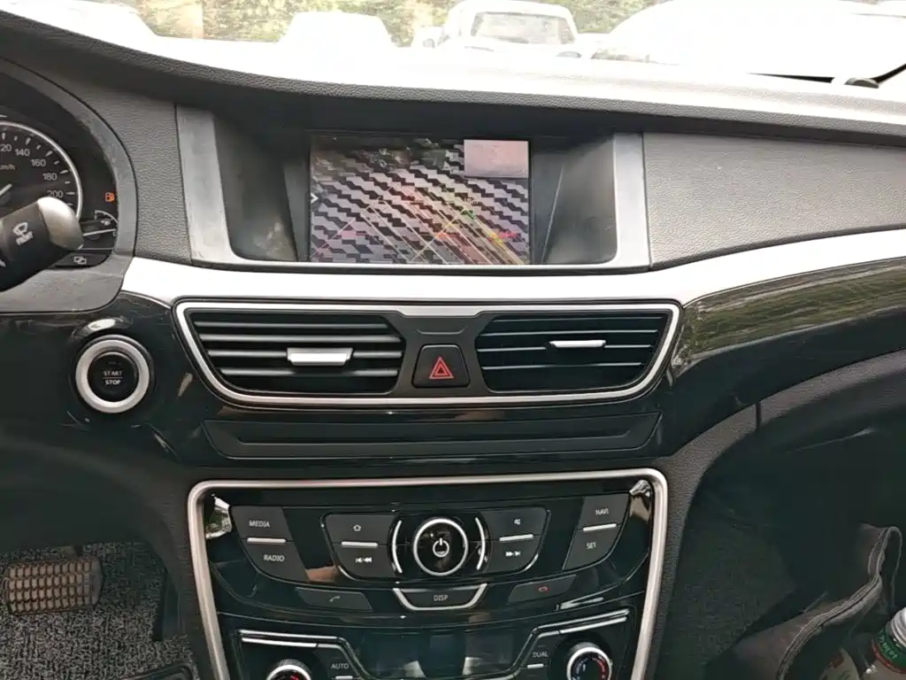 Geely Borui — миниатюра 13