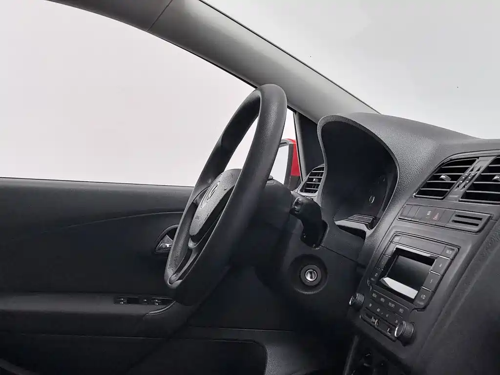 Volkswagen Polo — миниатюра 22