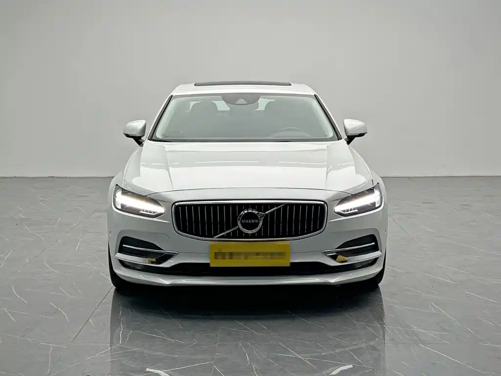 Volvo S90 — миниатюра 2