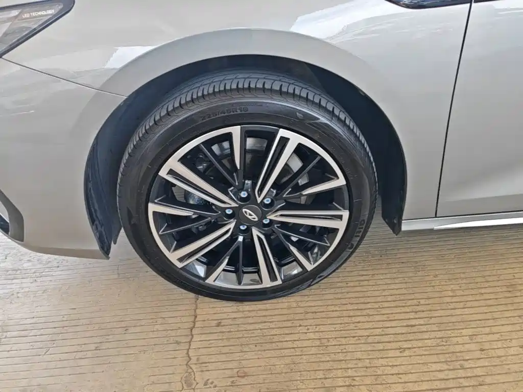 Chery Arrizo 8 — миниатюра 23