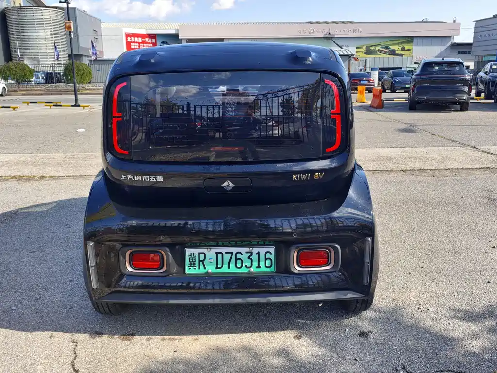 Baojun KiWi EV — миниатюра 5