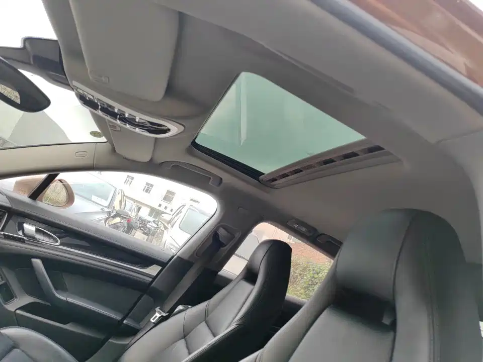 Porsche Panamera — миниатюра 5
