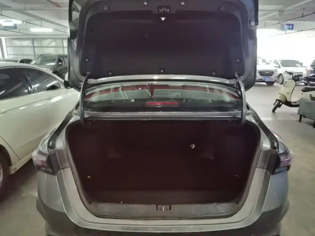 Geely Binrui — миниатюра 19