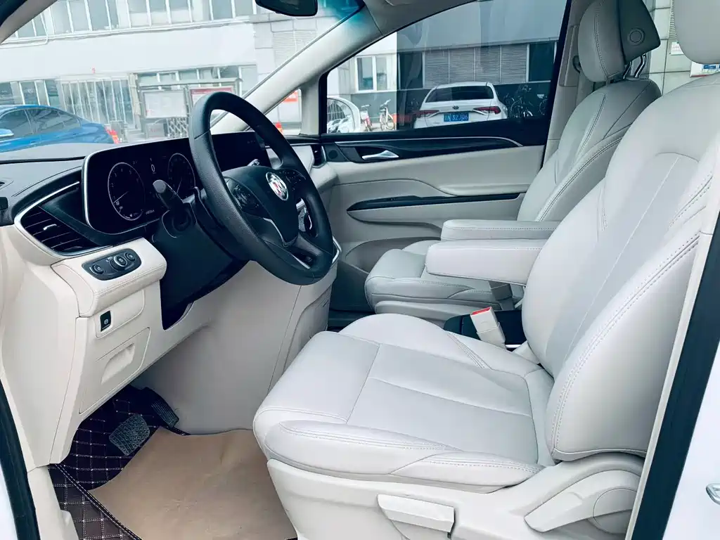 Buick GL8 — миниатюра 4