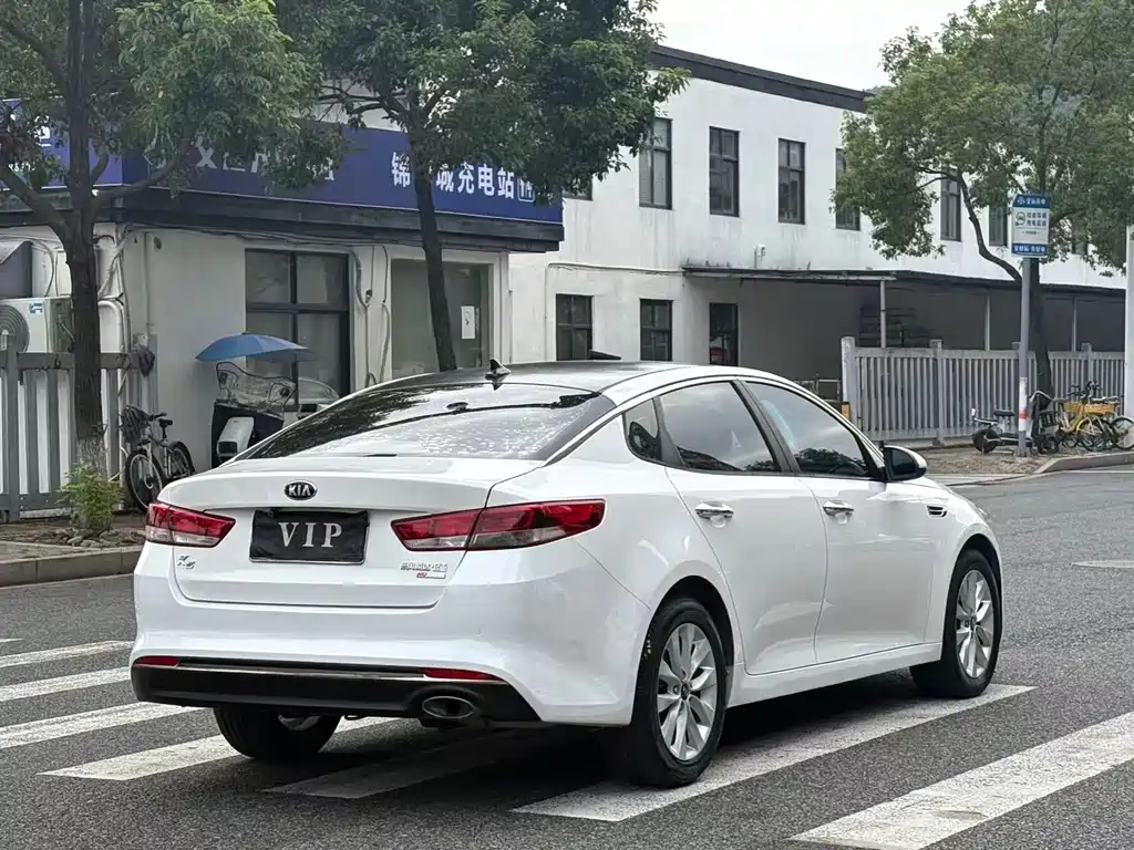 Kia K5 — миниатюра 14