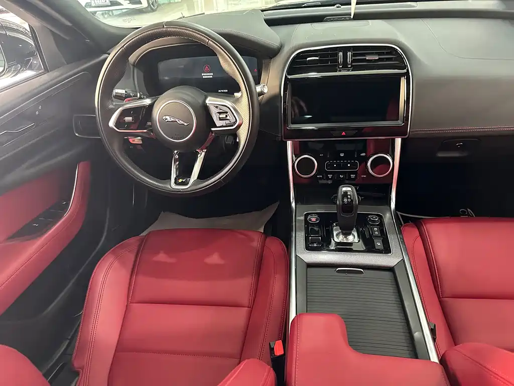 Jaguar XEL — миниатюра 10