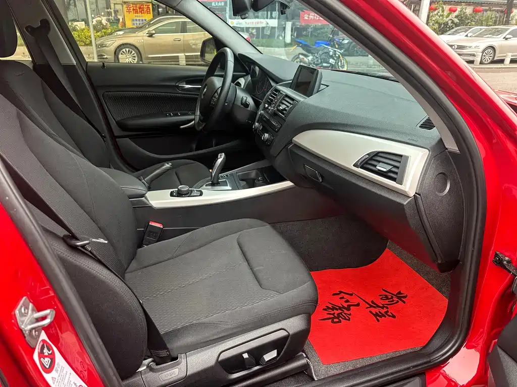 BMW 1 Series (Import) 118i Sport Type, фото 7