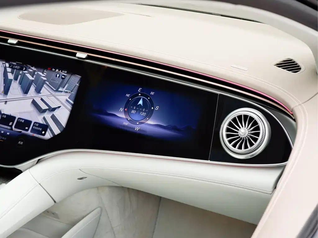 Mercedes-Benz EQS AMG — миниатюра 16