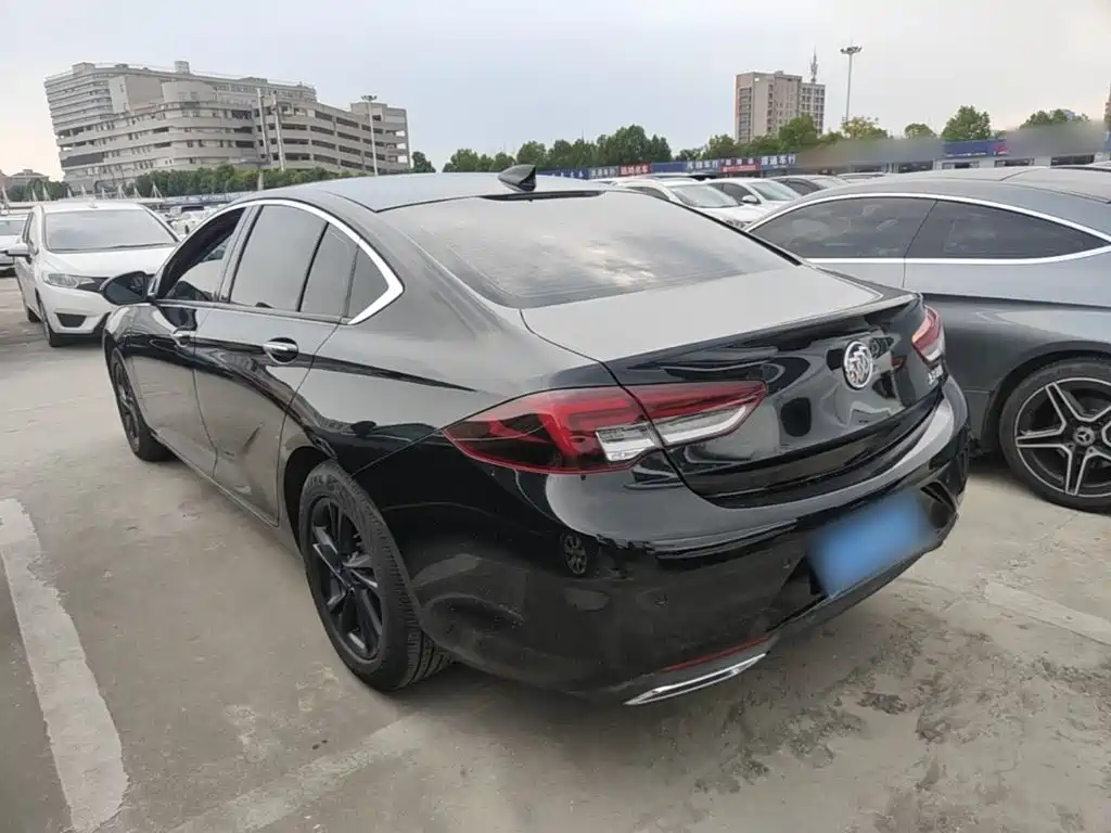 Buick Regal — миниатюра 5