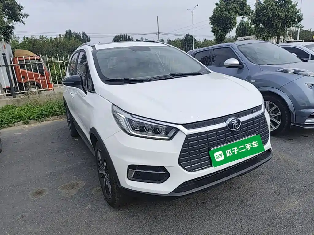 BYD Yuan EV — миниатюра 4