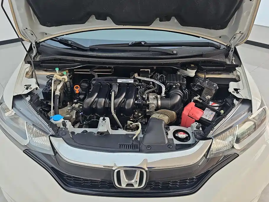 Honda Fit — миниатюра 10