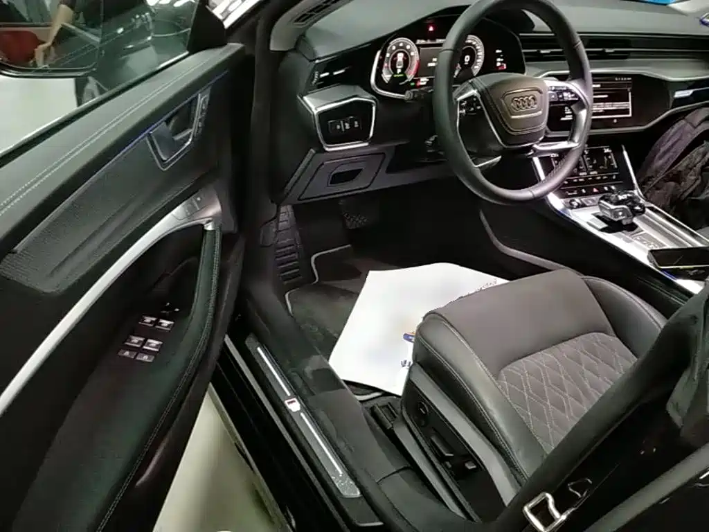 Audi A7L — миниатюра 16