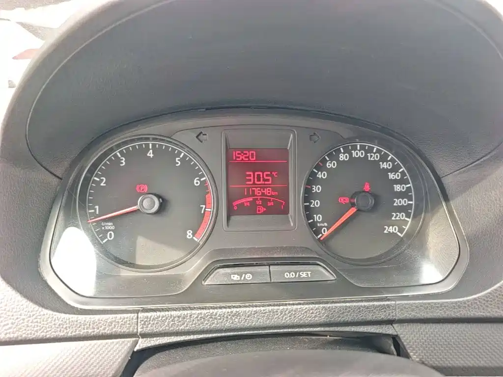 Volkswagen Jetta — миниатюра 12